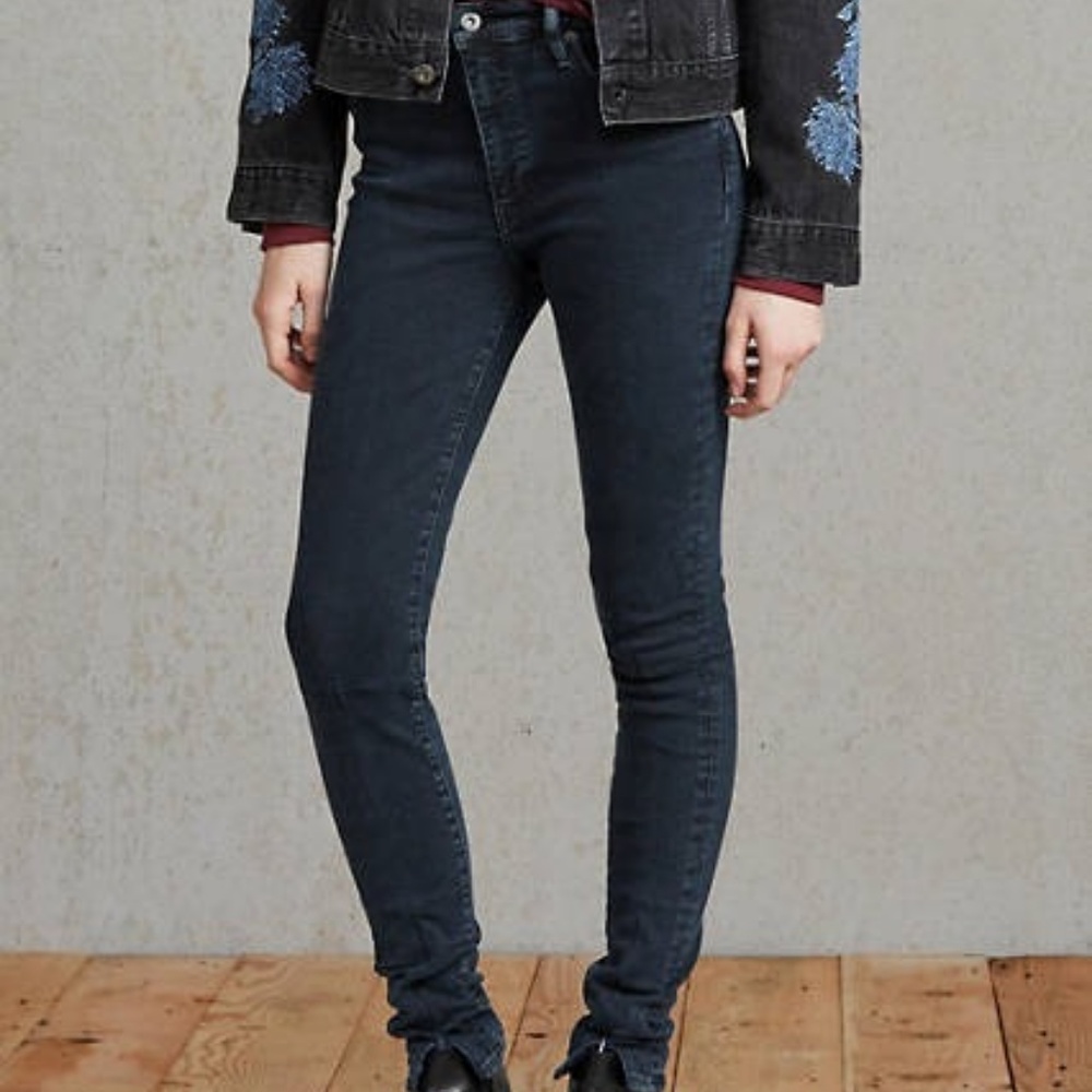 NWT Levi's Made and Crafted Sliver High Skinny 25